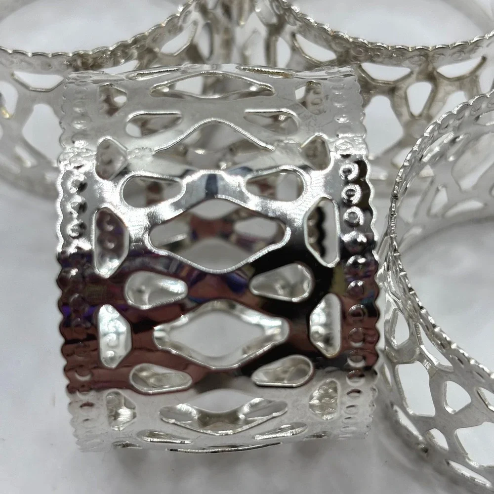 Vintage Silver Plated Napkin Rings Set of 4 Openwork Lattice Scalloped Edge NIB